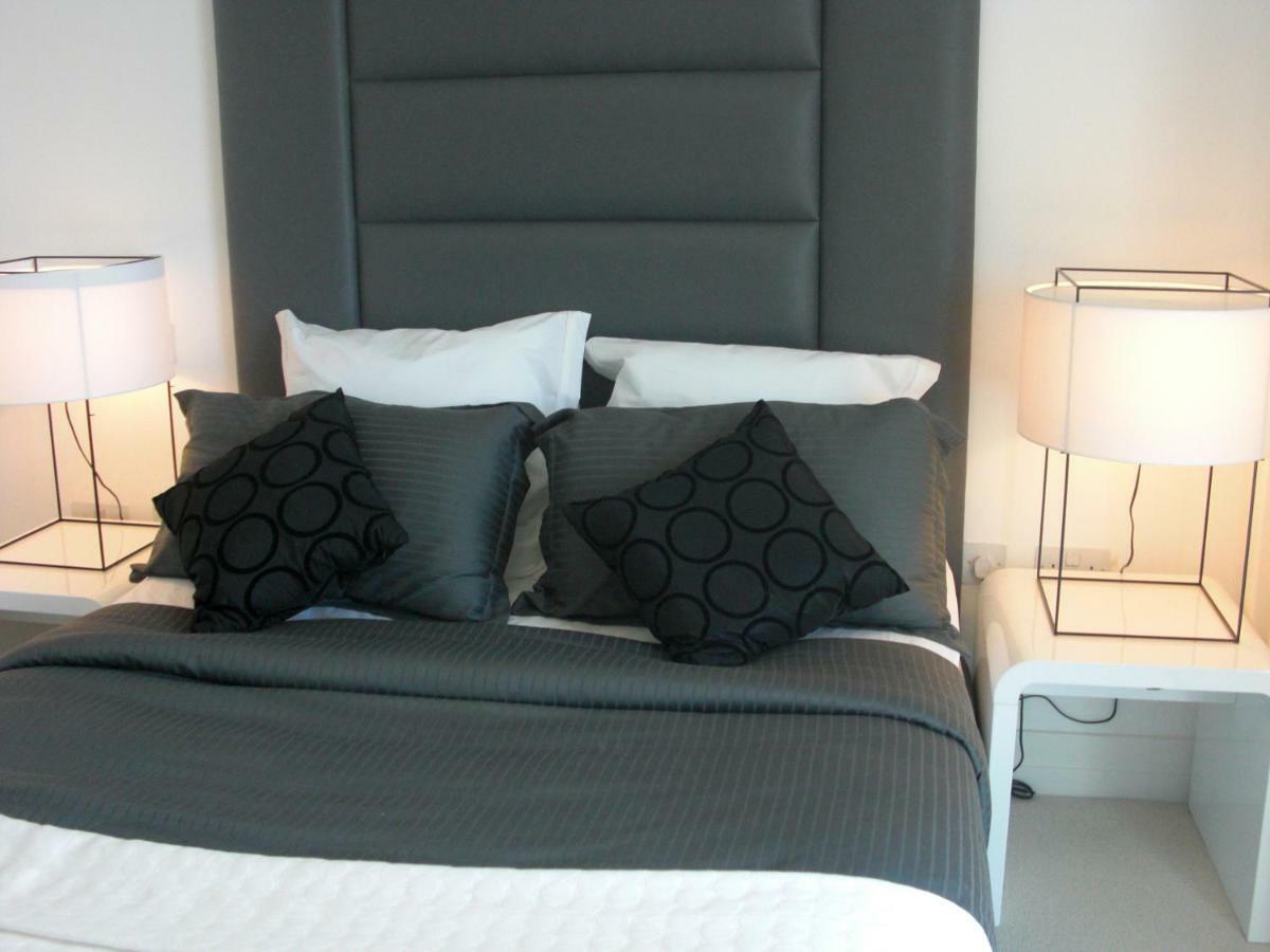 Luxury Modern Apartment Лестер Экстерьер фото